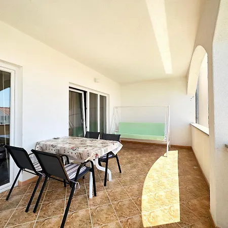 Mari - 150 M From Sea Apartment
