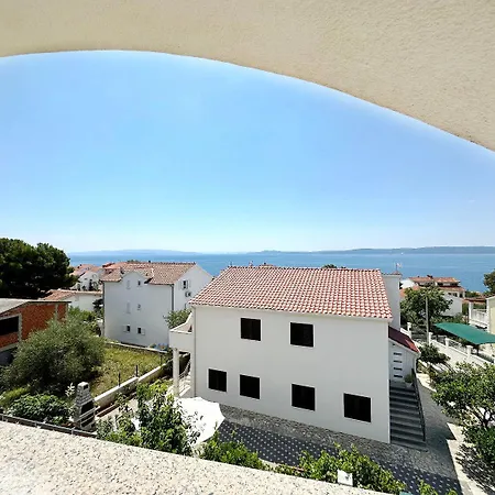 Mari - 150 M From Sea