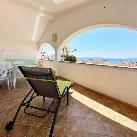 Mari - 150 M From Sea Apartment *