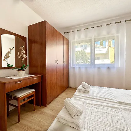 Mari - 150 M From Sea Apartment Trogir